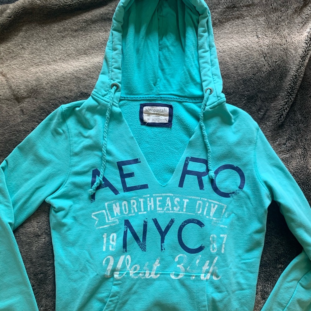 Aeropostal sweatshirt